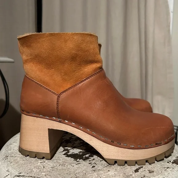 Swedish Hasbeens Tan Ankle Boots - Picture 2 of 5